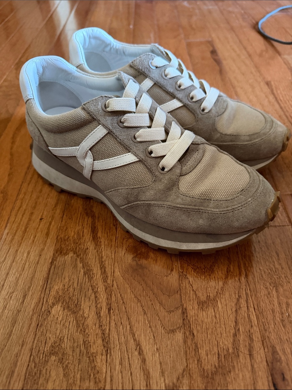 Veronica Beard Suede & Mesh Sneakers - Taupe/White size 9